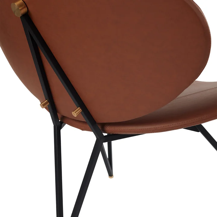 Semper Lounge Chair van AYTM