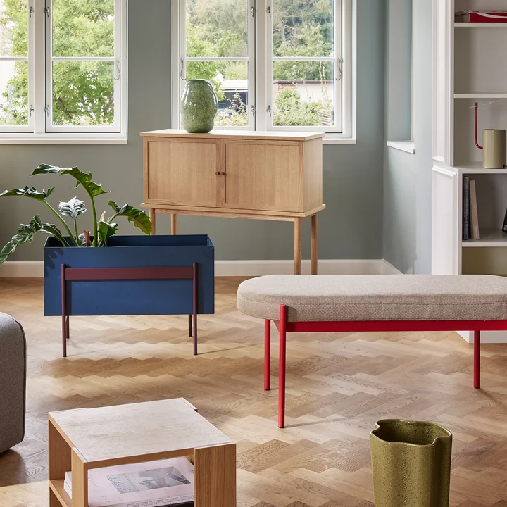 Awe bloembak van Hübsch Interior in de kleur bordeaux / petrol