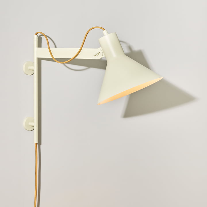 Studio Wandlamp van Hübsch Interior in de kleur beige