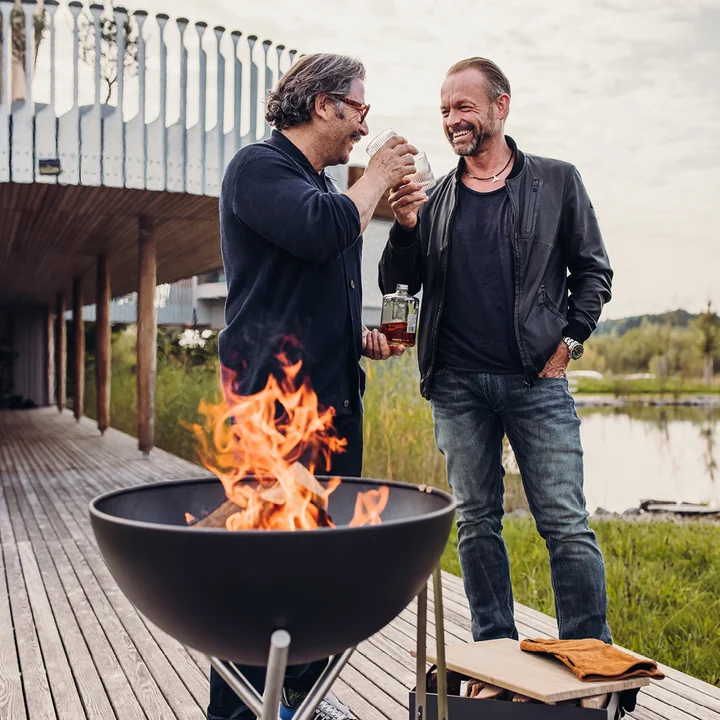 Bowl Vuurschaal met driepoot van höfats