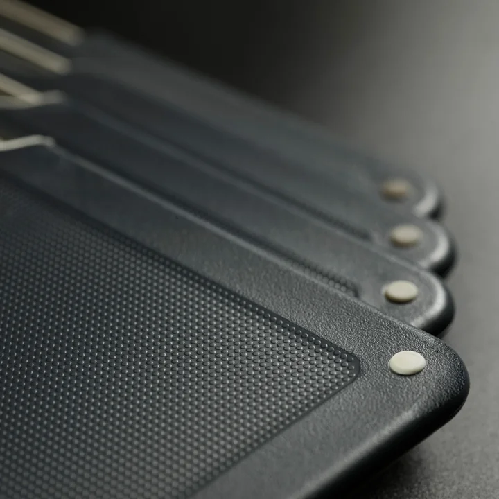 Folio Stalen snijplanken, carbon roségoud (4 stuks) per Joseph Joseph