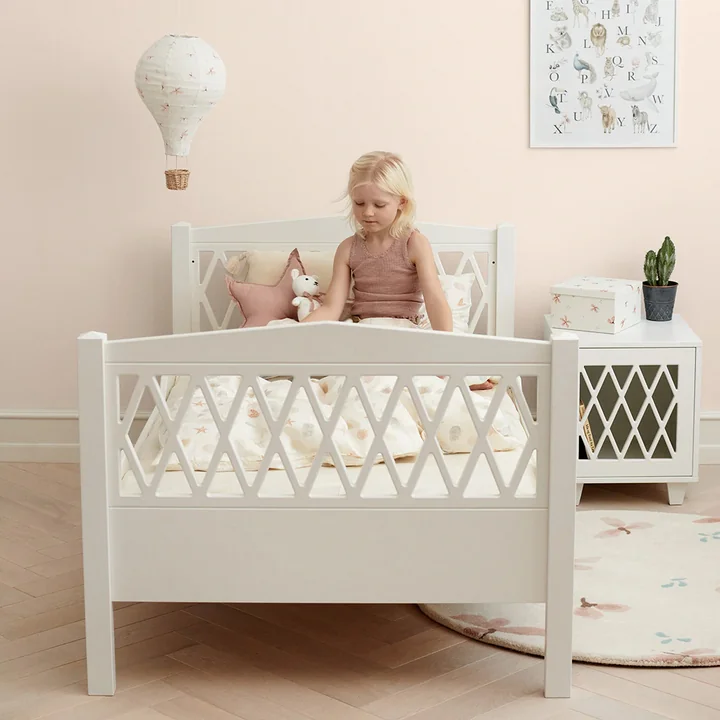 Harlequin Bed van Cam Cam Copenhagen in de kleur wit
