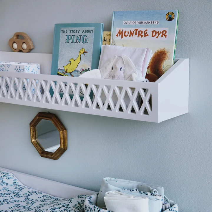 Harlequin Wandplank van Cam Cam Copenhagen in de kleur wit