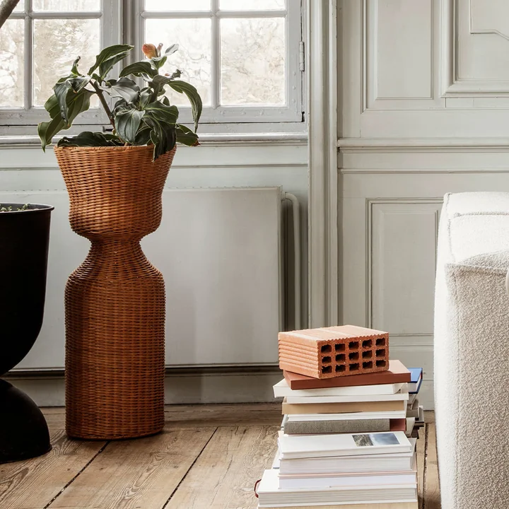 Agnes Bloemstandaard geweven, h 90 cm, naturel by Ferm Living