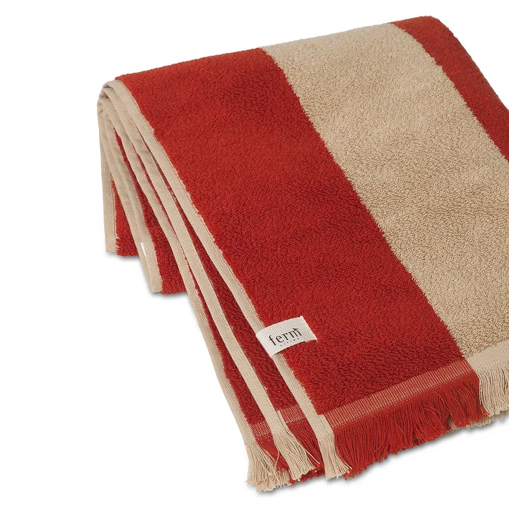 Alee Badhanddoek, licht camel / rood by Ferm Living