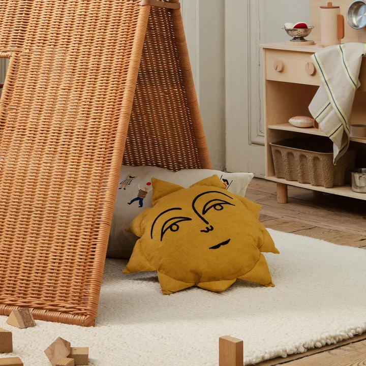 Zonnekussen van Ferm Living in de kleur geel