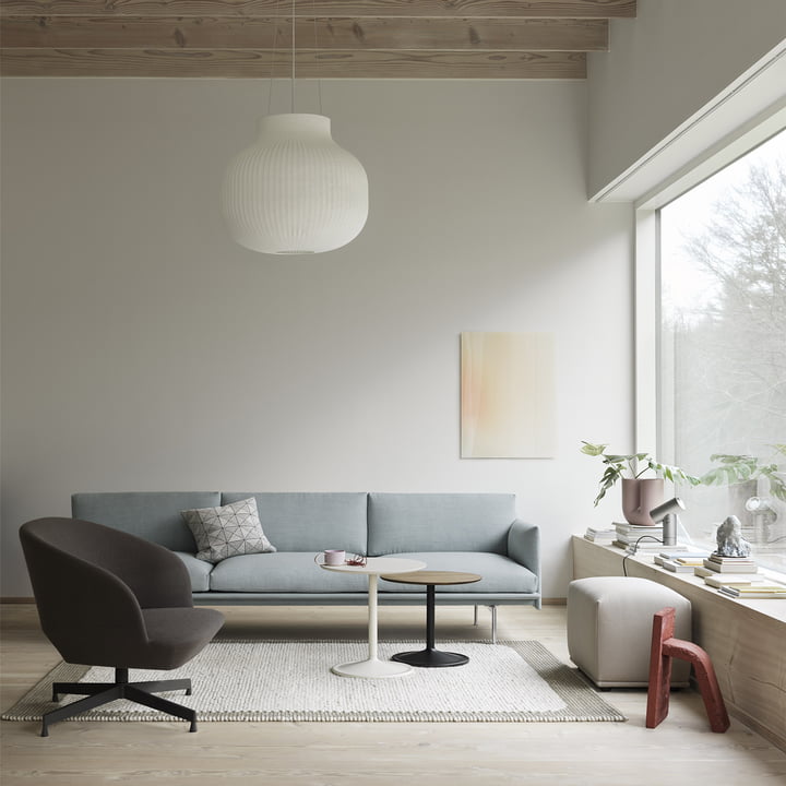 Strand hanglamp Outline Sofa Soft Bijzettafel van Muuto