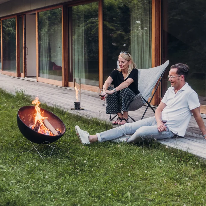 Bowl 57 Vuurschaal, met stervormige basis van höfats