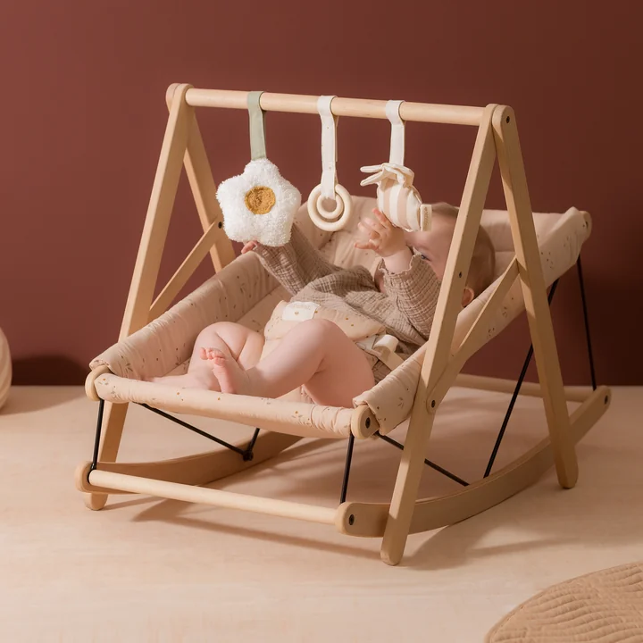 Growing Green Babywipstoeltje met kussen van Nobodinoz