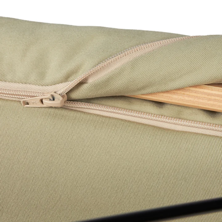 Growing Green Babywipstoeltje met kussen van Nobodinoz