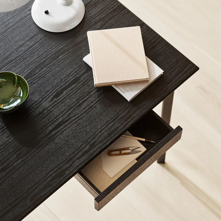 FH3605 ™ Bureau van Fritz Hansen