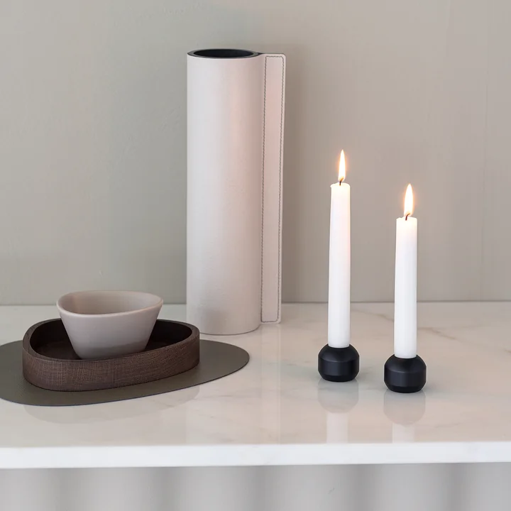 Silhouette Kandelaar van Lind DNA in de kleur zwart