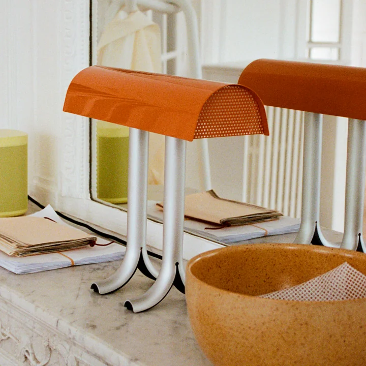 Anagram Tafellamp, charred orange by HAY