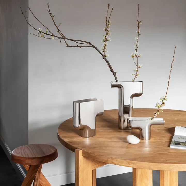 Nendo Vaas van Georg Jensen