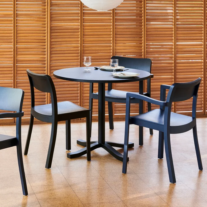 Pastis Eettafel, stoel, fauteuil van HAY