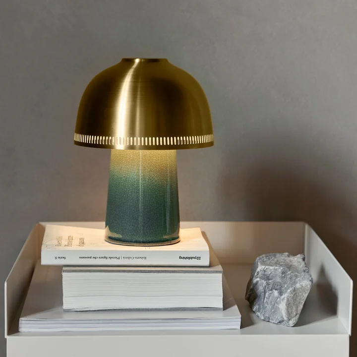 Raku Batterij lamp, blauw groen / messing door & Tradition