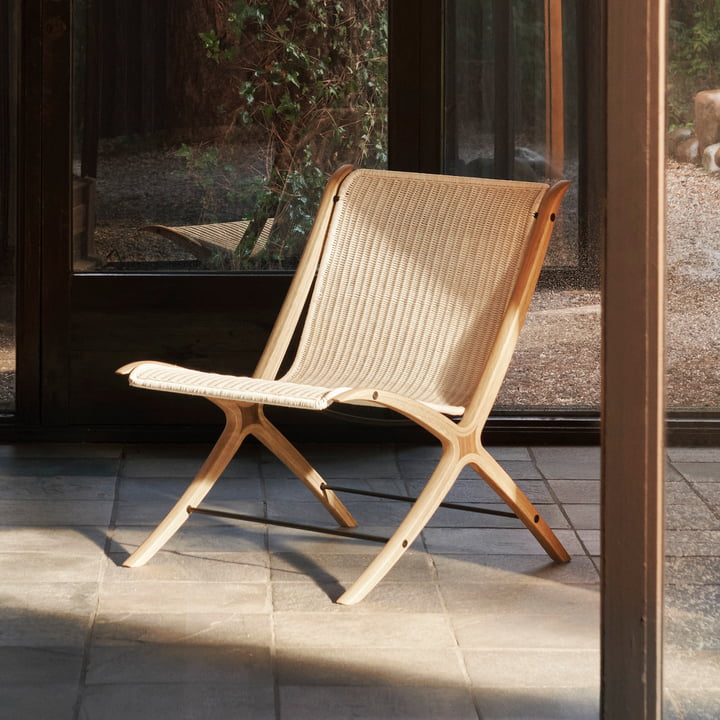 X HM10 Lounge Chair, eiken gelakt van & Tradition