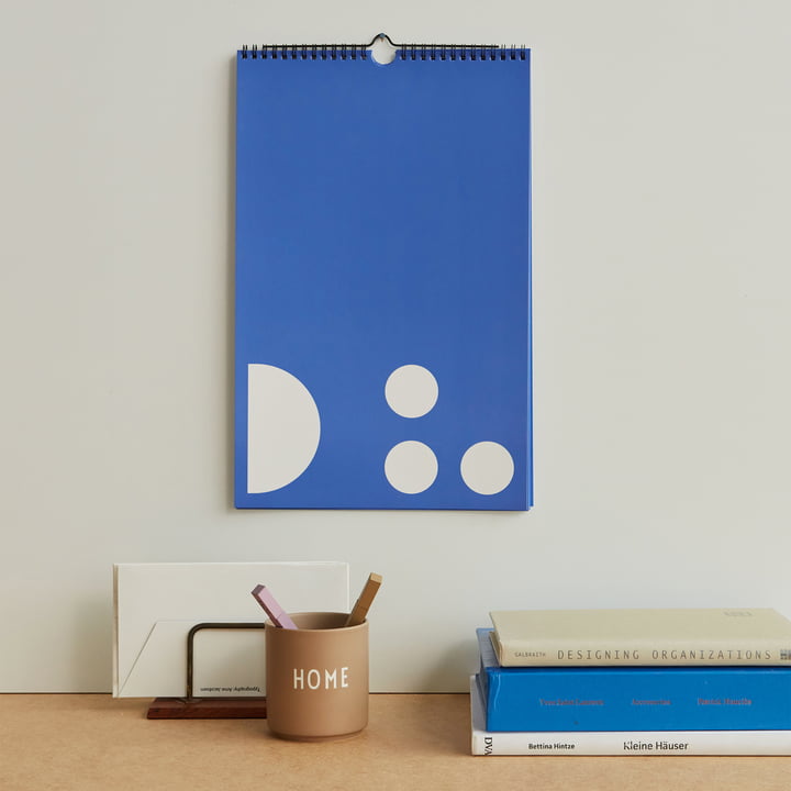 Muurkalender, maandplanner, kobaltblauw by Design Letters