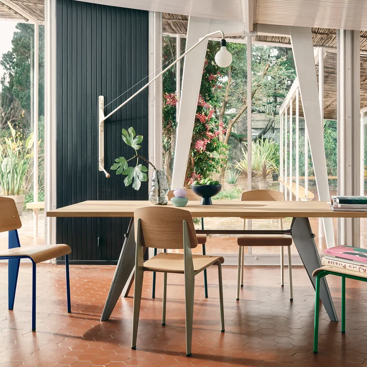 Potence Wandlamp van Vitra in de uitvoering ecru