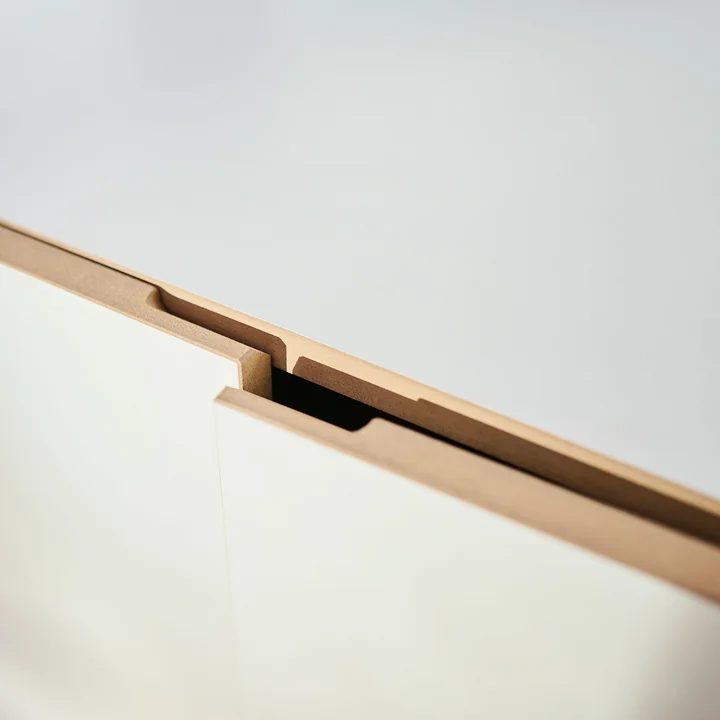 Het Stau dressoir van Tojo