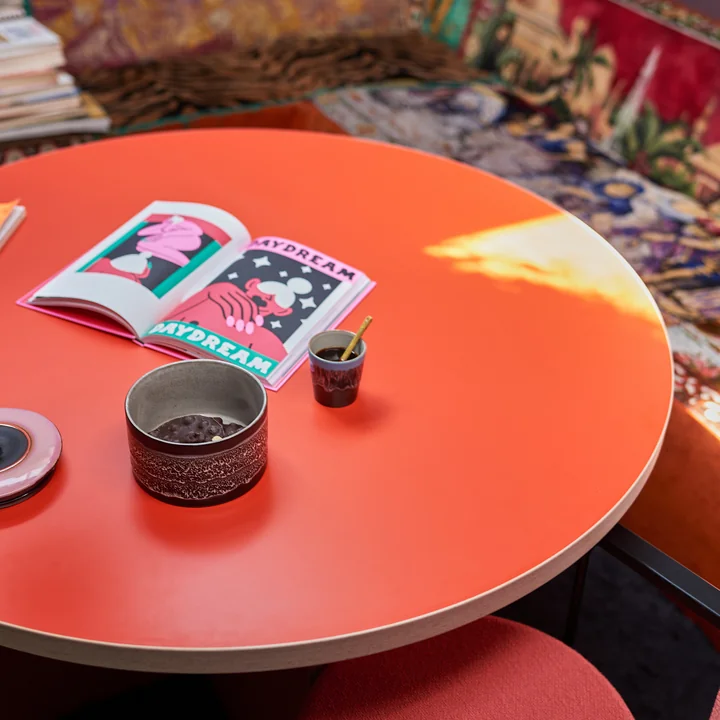 Eettafel, rond, oranje van HKliving