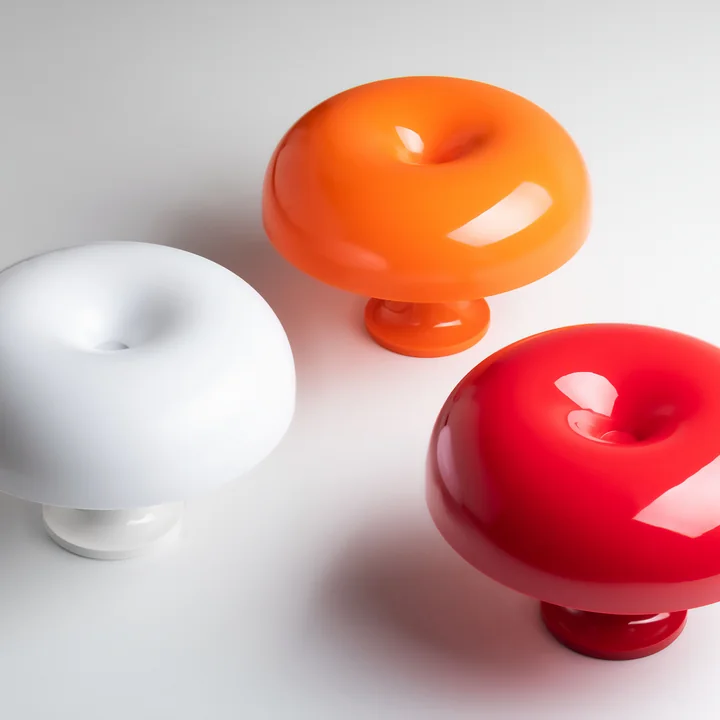 Nessino Tafellamp van Artemide in de kleur rood