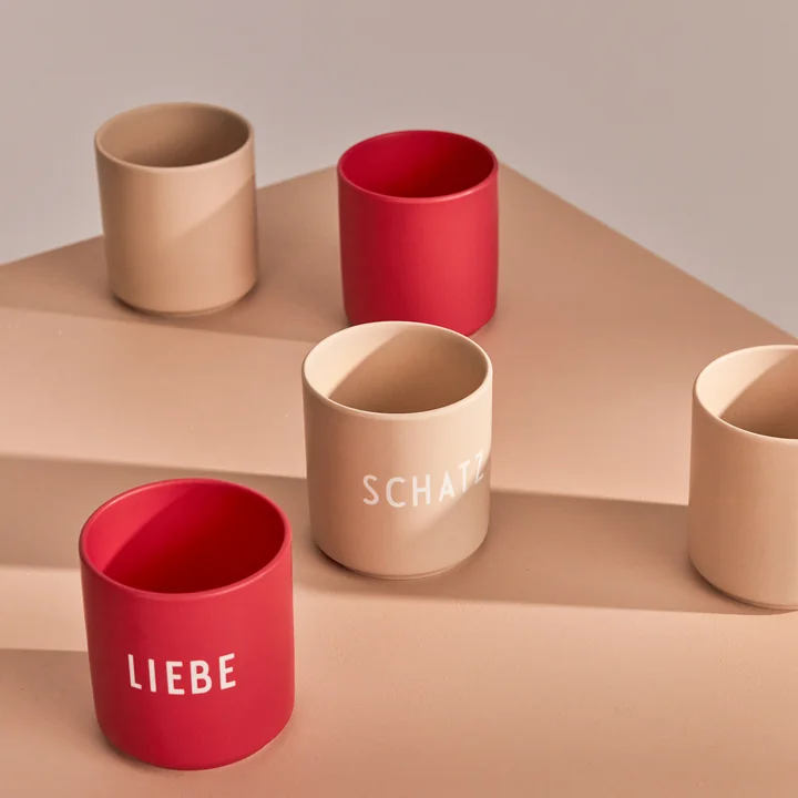 AJ Favourite Porseleinen mok van Design Letters in de versie AJ Favourite Porseleinen mok