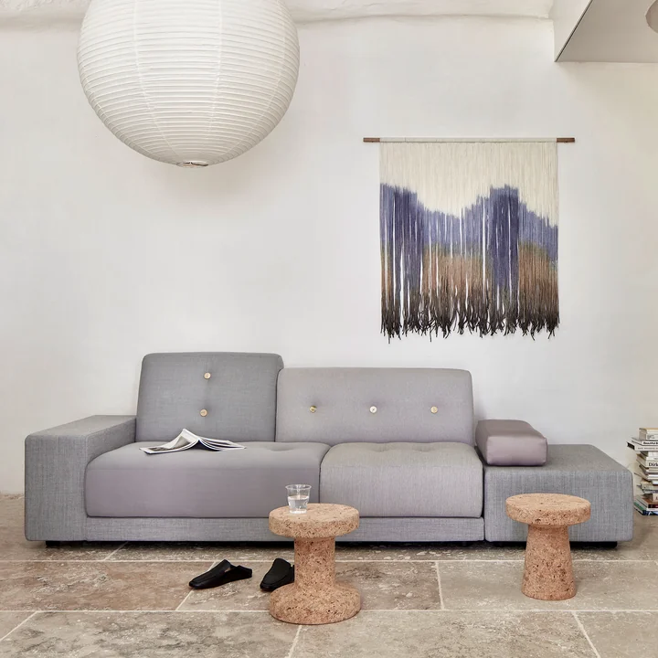 Polder Sofa met voetenbank, armleuning links / grijs (Mix The Pebble Greys 04) (Knopset light 01) by Vitra