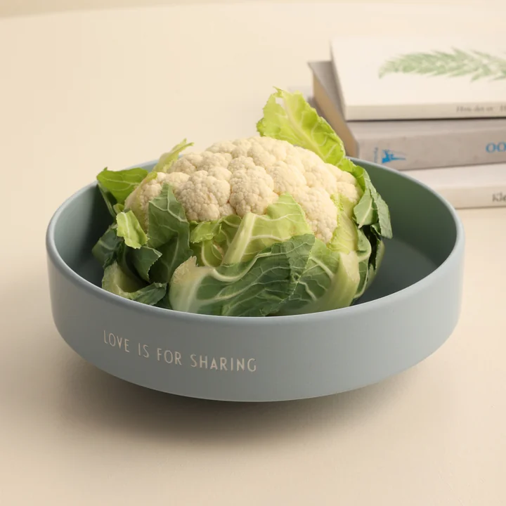 Favourite Kom, groot van Design Letters in de lichtblauwe versie