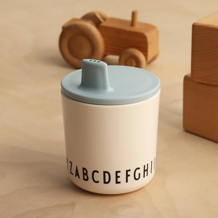 Kinder Basic Eco mok van Design Letters in de kleur wit