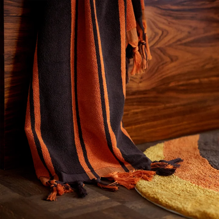 1965 Badhanddoek, 70 x 140 cm, oranje/bruin van HKliving