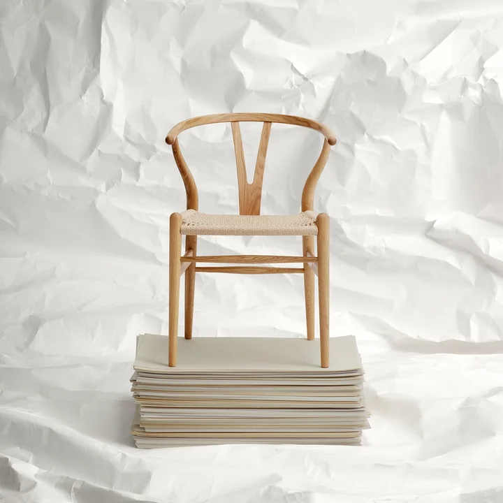 Carl Hansen - CH24 Wishbone Chair , eiken geolied / vlechtwerk naturel