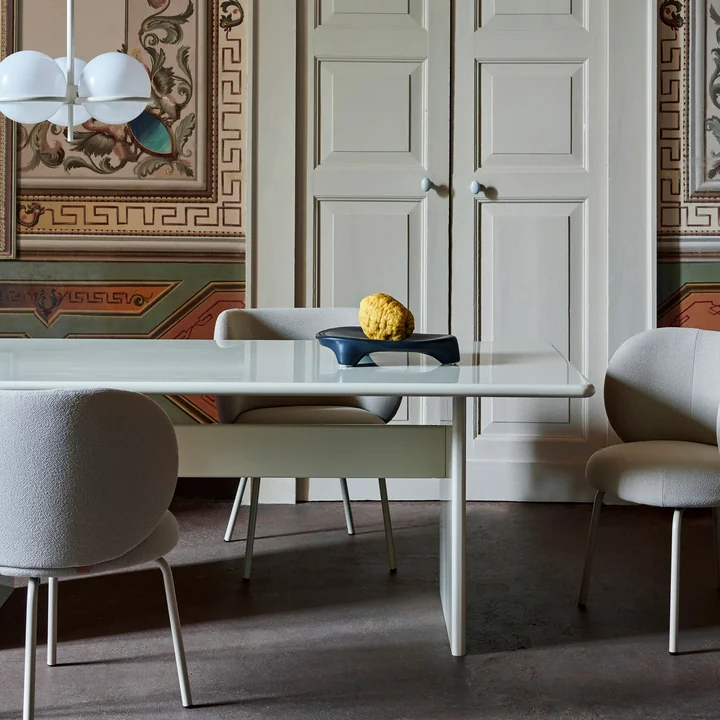 Rink Dining Table van Ferm Living in de kleur eggshell