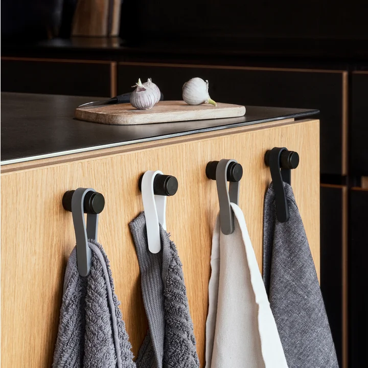 Loop Magnetisch handdoekenrek van Zone Denmark