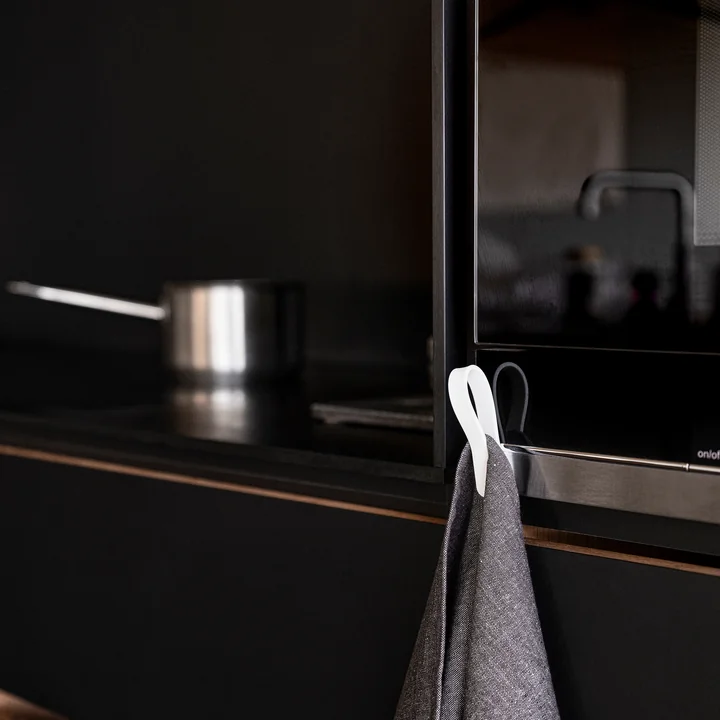 Loop Magnetisch handdoekenrek van Zone Denmark