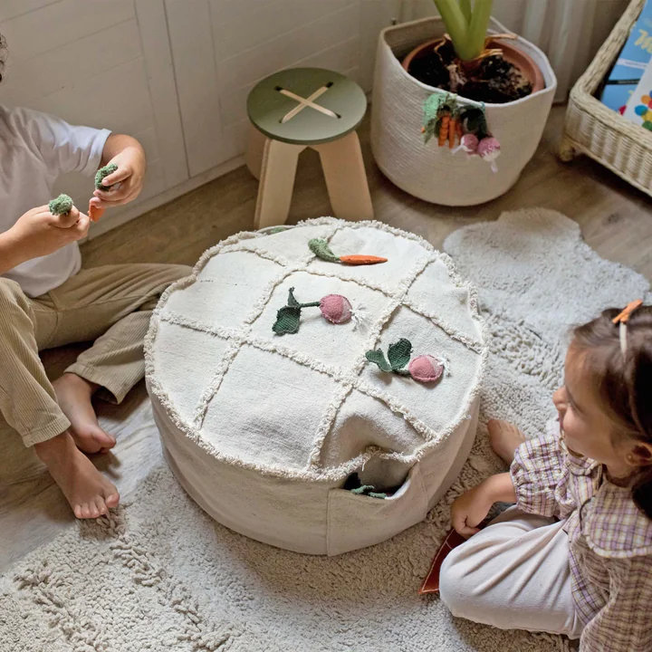 Tic-Tac-Toe Poef, 50 x 50 cm, naturel door Lorena Canals