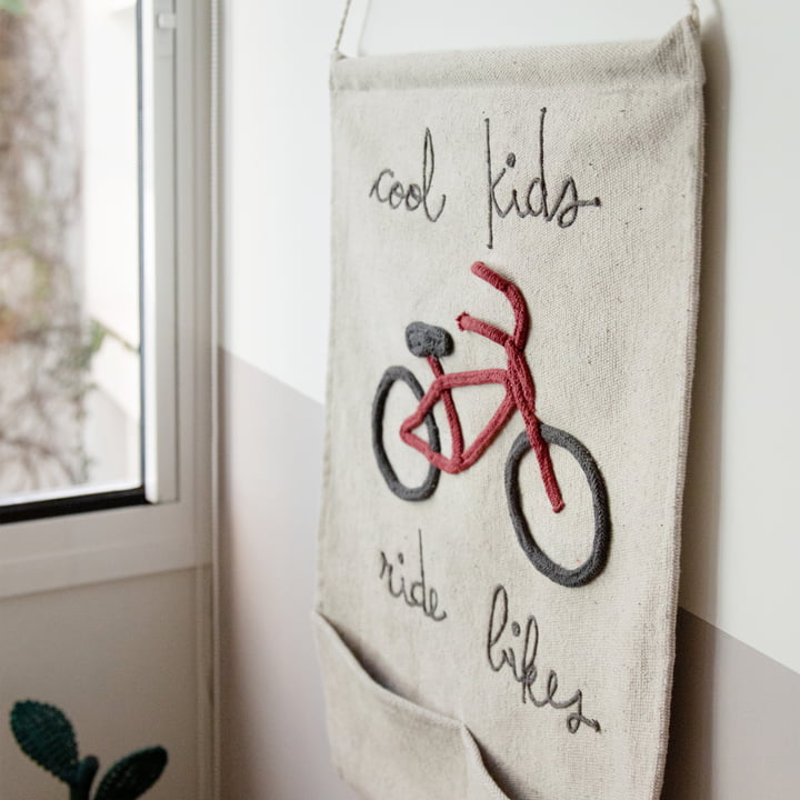 Wandkleed, Cool Kids Ride Bikes, 45 x 70 cm, naturel / rood by Lorena Canals