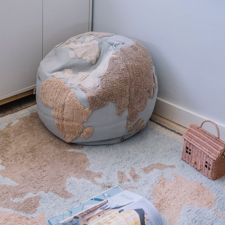 World Map Poef, Ø 50 cm, lichtblauw / beige by Lorena Canals