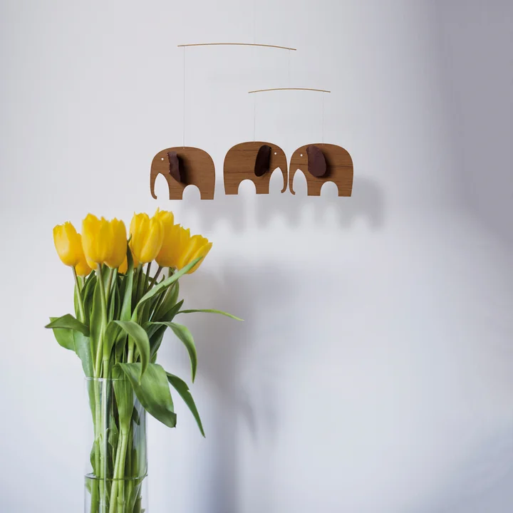 Elephant Meeting Mobile door Flensted Mobiles