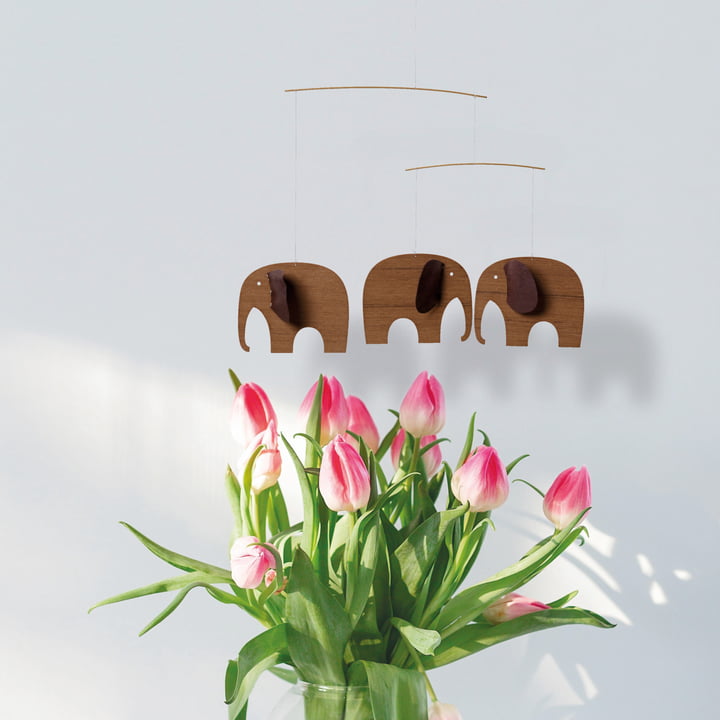 Elephant Meeting Mobile door Flensted Mobiles