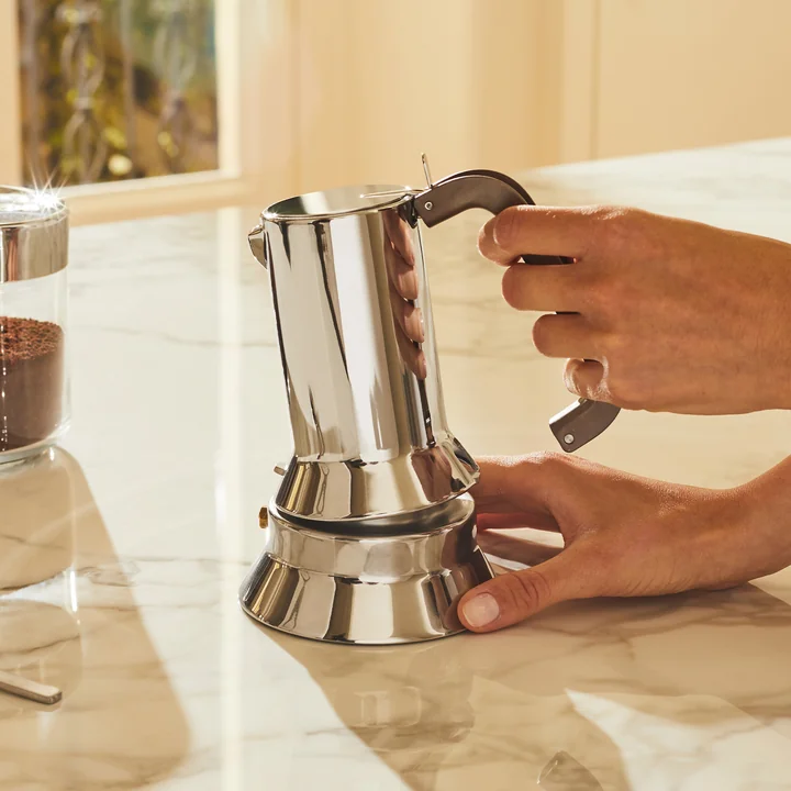 Espressomachine 9090 van Alessi