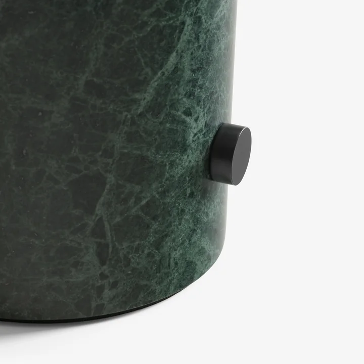 De Mist AP17 tafellamp, mat wit / guatemala verde by & Tradition