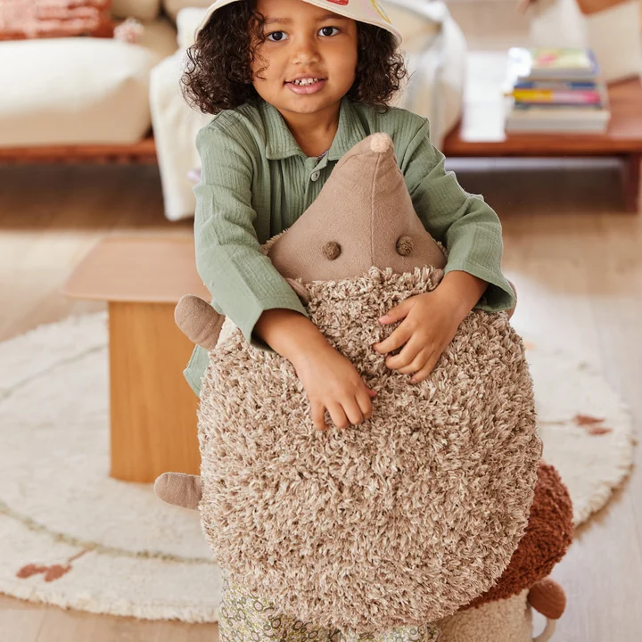 Vloerkussen egel van Lorena Canals