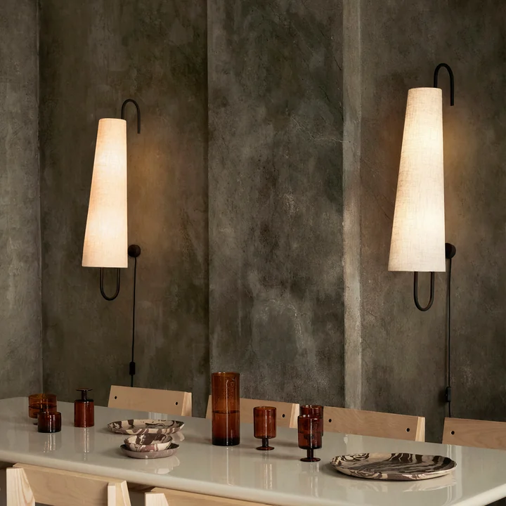 Ancora Wandlamp 100, zwart / natuur by Ferm Living