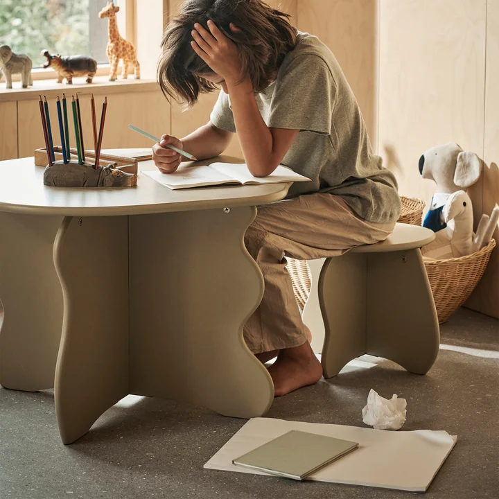 Ferm Living - Slope Kindertafeltje en krukje, kasjmier