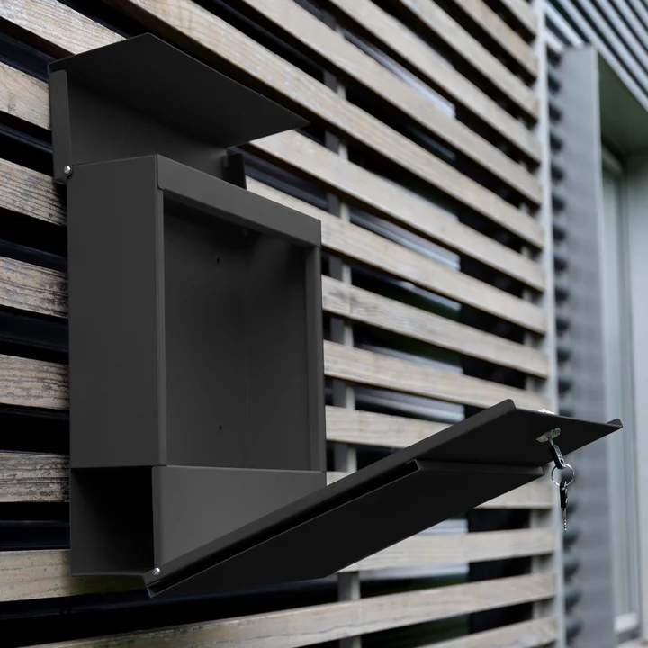 Brievenbus Letterman VI met krantenrol van Radius Design
