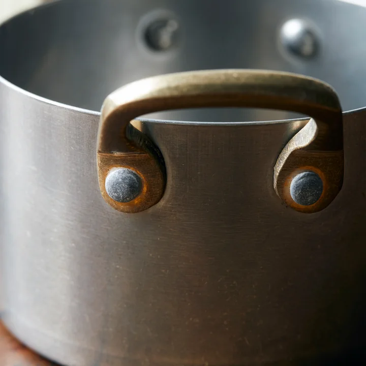 Presentation Minipotje, geborsteld roestvrij staal (set van 2) by Nicolas Vahé