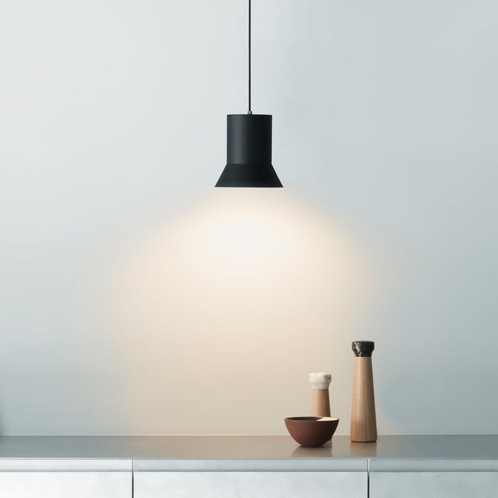 Hat Hanglamp, medium, Ø 19 cm, zwart by Normann Copenhagen