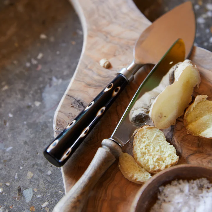 Kaasmessenset van HKliving