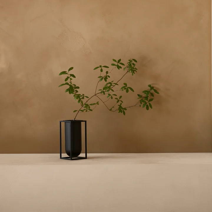 Audo-cube-vase-loo-zwart-situatie-3